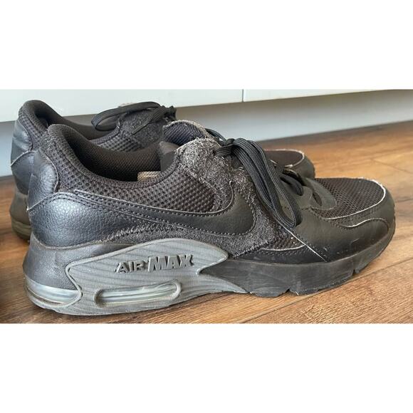 Men\'s Air Max Excee Sneaker Bundle (Size 10.5)